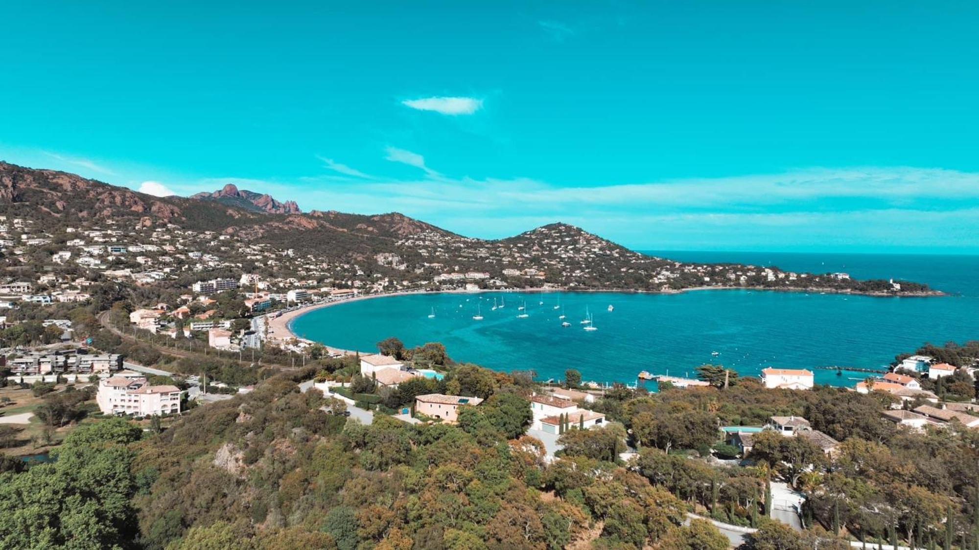 Village Cap Esterel Duplex Vue Mer Centre Saint-Raphael  Exterior photo